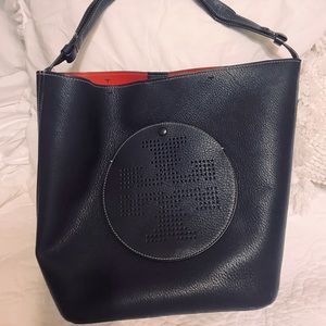 💥HP💥Tory Burch Perforated Pebble Leather Hobo Bag